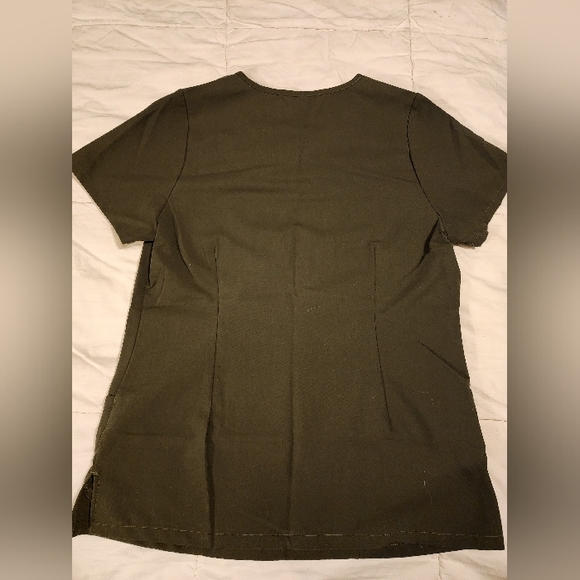 Mandala scrub top, size medium - Picture 2 of 3